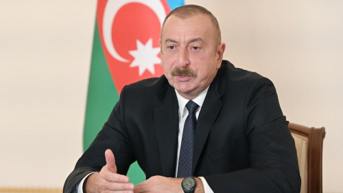 Алиев направил в Казахстан делегацию для расследования авиакатастрофы близ Актау