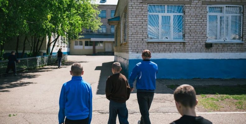 Школа для трудных подростков: новый подход к образованию и возможностям изменить жизнь
