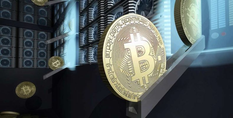 Биткоин-майнеры продолжают продавать добытые ими монеты