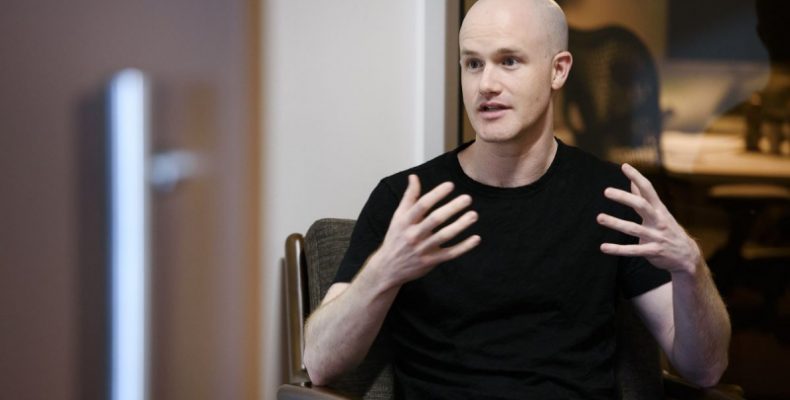Глава Coinbase не согласен с обвинениями в провале законопроекта CLARITY