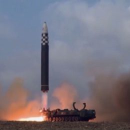 КНДР запустила баллистическую ракету в сторону Японии