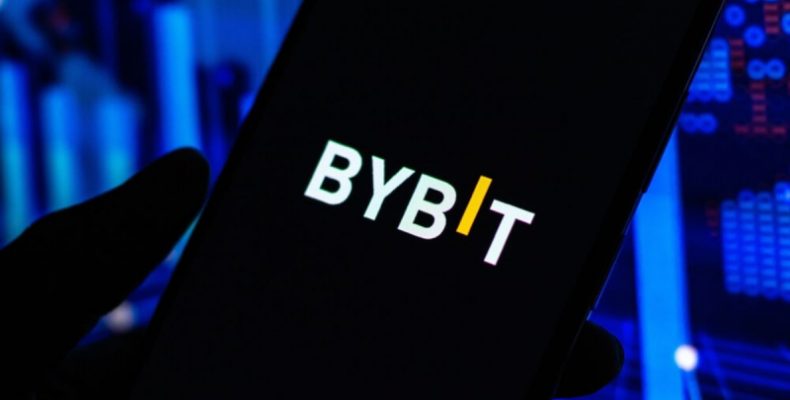 Криптобиржа Bybit всё ещё пытается вернуть украденные Lazarus Group активы