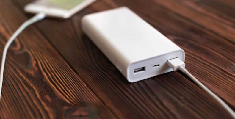 Обзор power bank Nado-brat-topk для активных пользователей