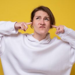 Анонс наушников Nothing Ear 1 стильные детали