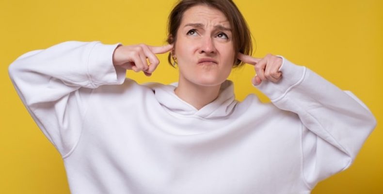 Анонс наушников Nothing Ear 1 стильные детали