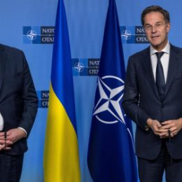 Новый генсек НАТО предложил Украине отложить любые мирные переговоры с Россией