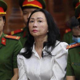 Одна из богатейших женщин Вьетнама проиграла апелляцию по делу о мошенничестве. Если она не сможет собрать $9 млрд, ее казнят