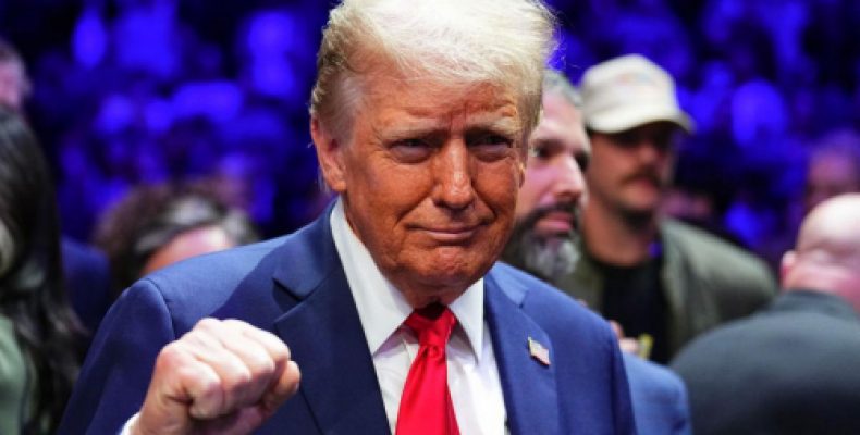 «Они могут найти другого лоха»: Трамп пригрозил странам БРИКС пошлинами