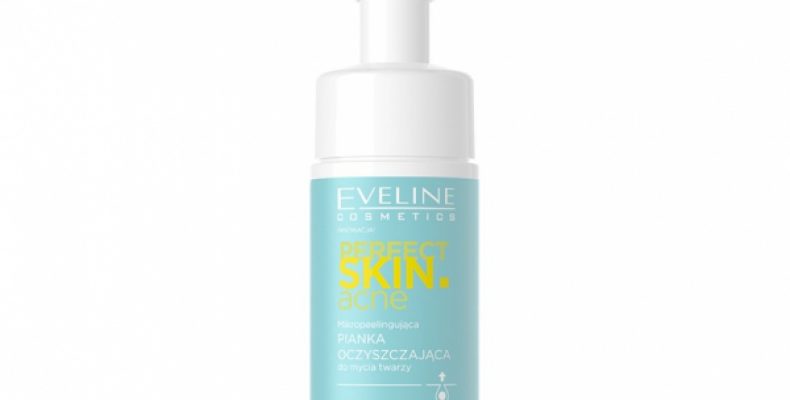 Пилинг-пенка для умывания `EVELINE` PERFECT SKIN ACNE с микроотшелушивающим эффектом (очищающая) 150 мл