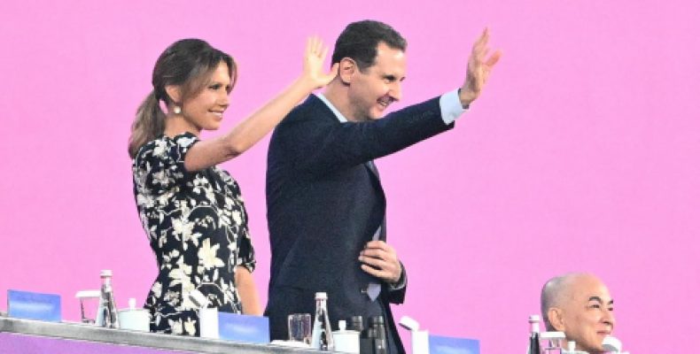 СМИ: жена Башара Асада подала на развод