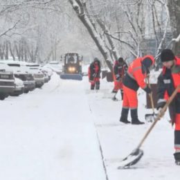 Снегопады в Москве выявили главную проблему ЖКХ