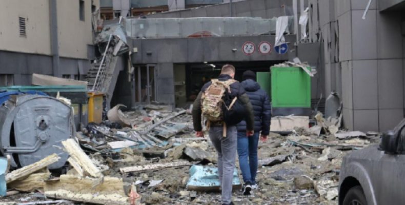 Украина подверглась массированному ракетному удару (фото, видео)