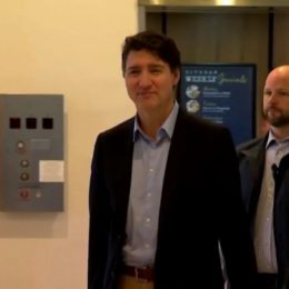 Усилить безопасность на границе с США пообещал премьер-министр Канады