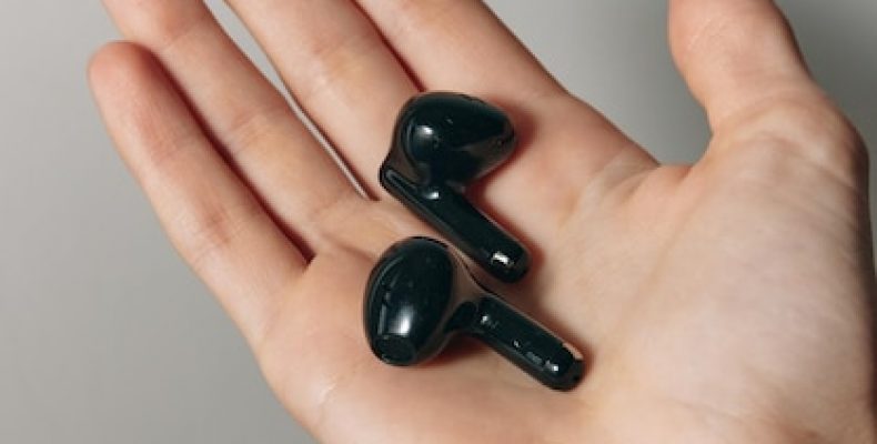 Обзор Xiaomi Mi Band X и его функции слуха