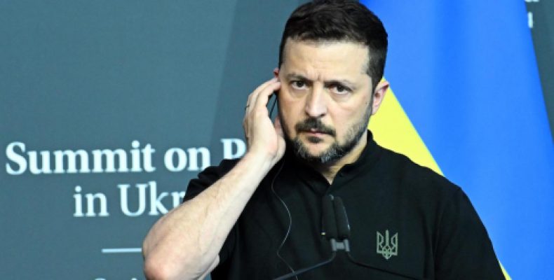 Зеленский: У Киева нет сил вернуть Крым и Донбасс