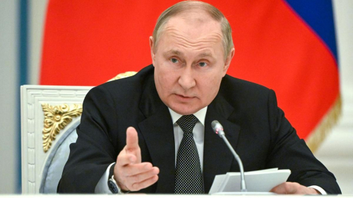 Путин обязал нелегальных мигрантов покинуть Россию до 30 апреля